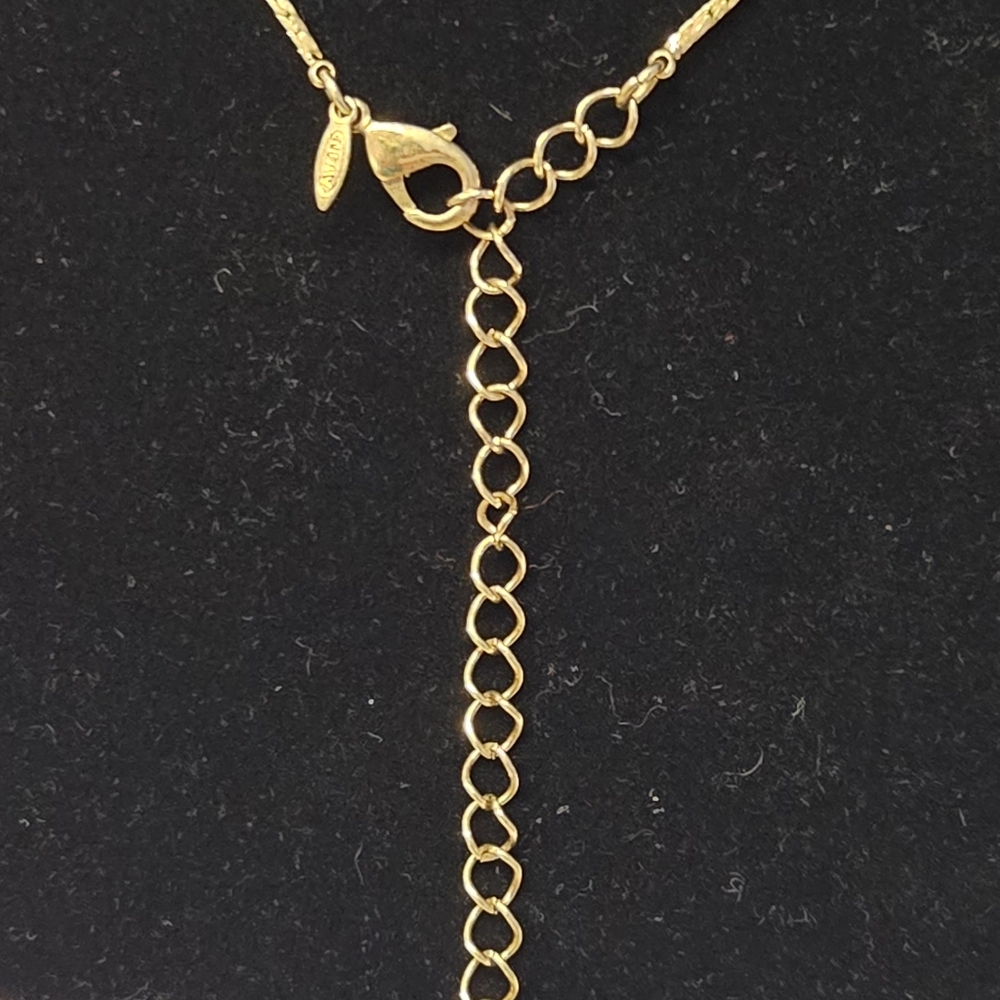 Vtg Avon Cubic Zirconia 3 Stone Drop Pendant Necklace - Picture 4 of 6